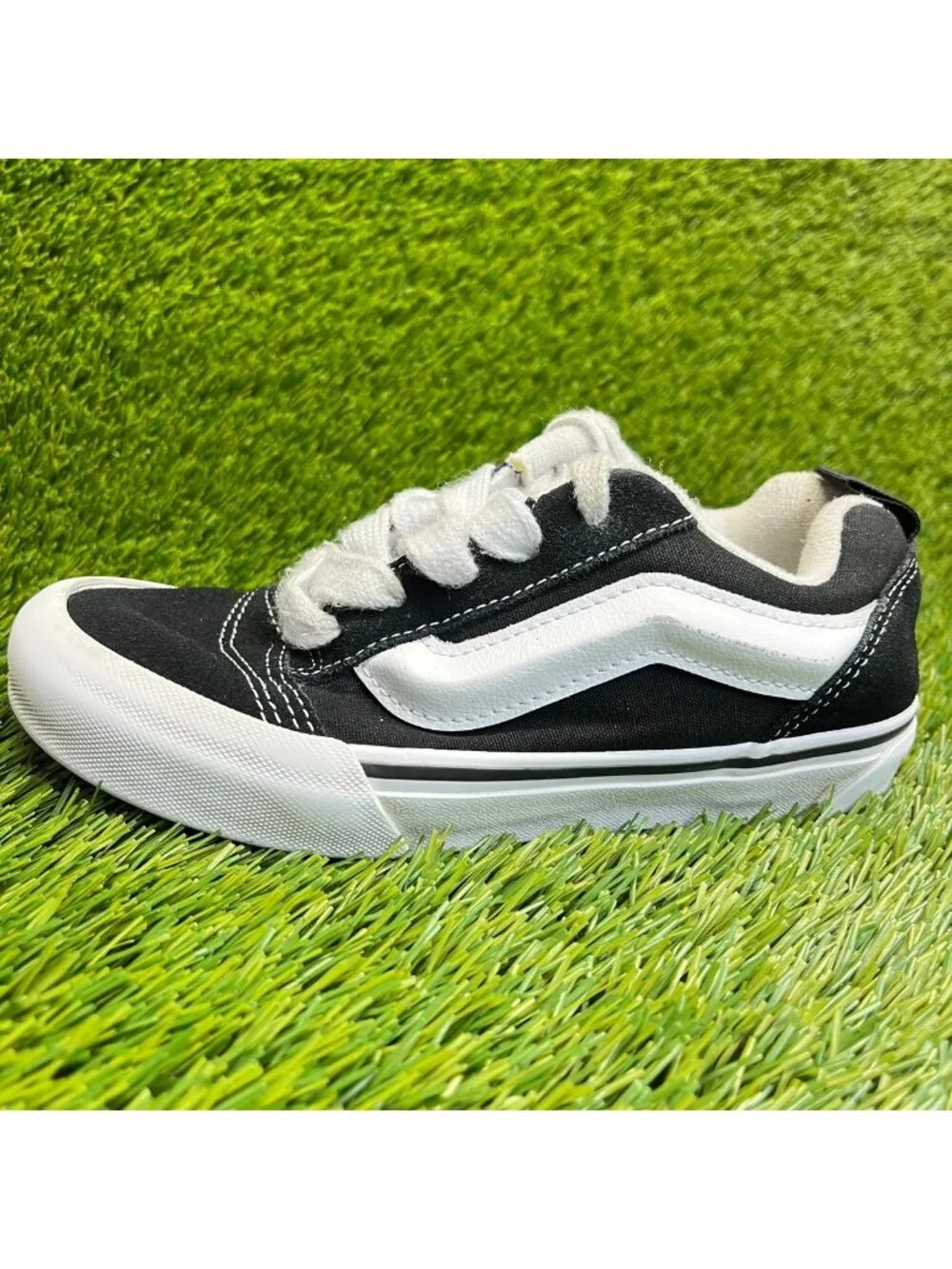 Vans Knu Skool Boys Size 2Y Black White Athletic Walking Skate Shoes Sneakers